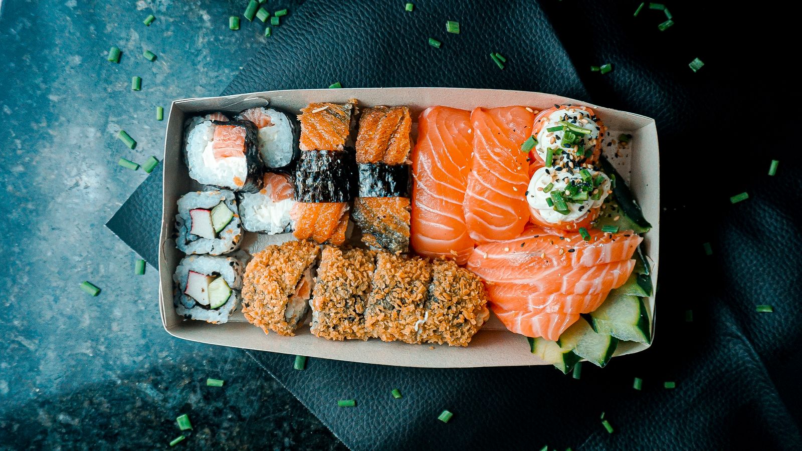 Box di sushi da asporto, foto illustrativa